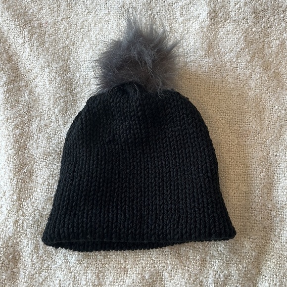 Handmade Knit Baby Beanies - Picture 2 of 3